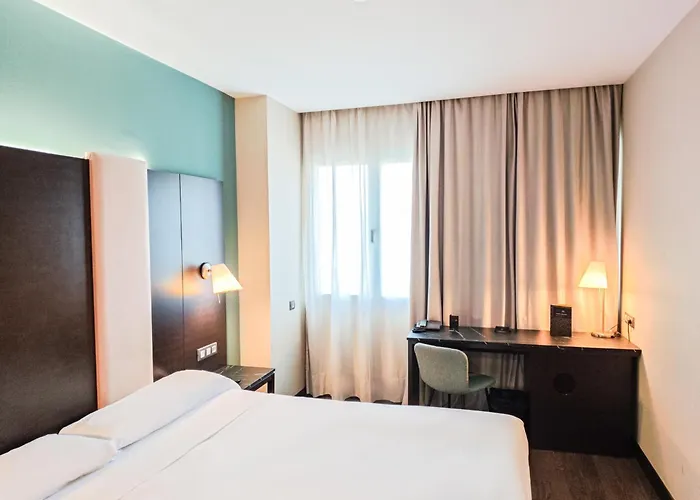 AZZ Pamplona Norte Hotel