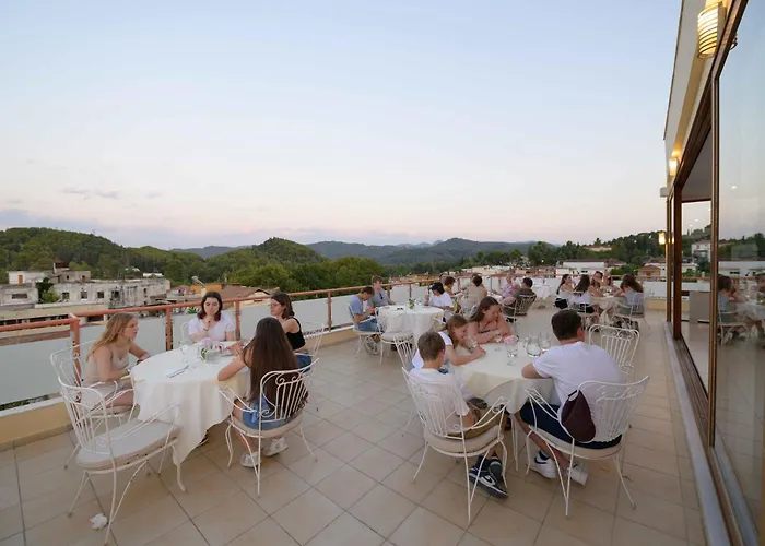 Neda Hotel