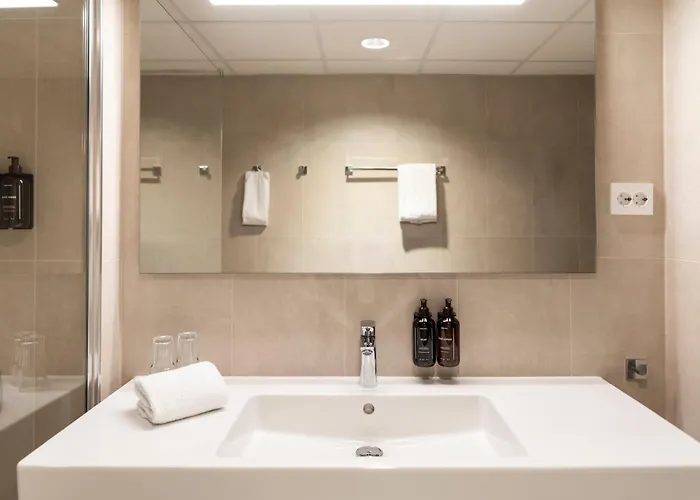 Home Hotel Grimstad