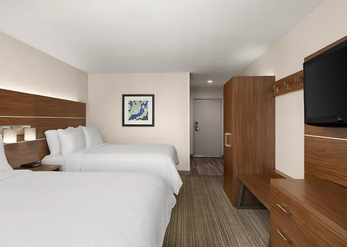 Holiday Inn Express San Diego - Sea World Area By Ihg
