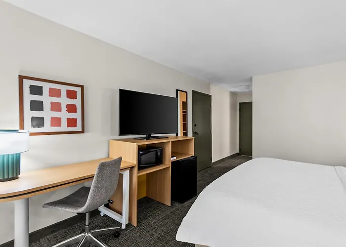 Spark By Hilton Bardstown