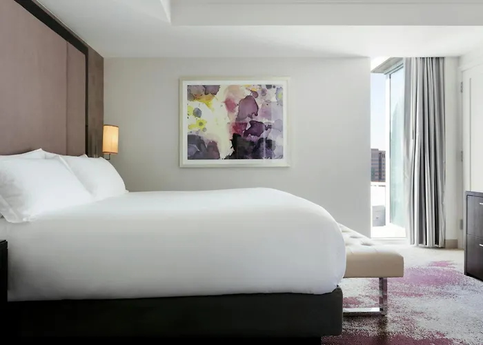 Loews Atlanta Hotel