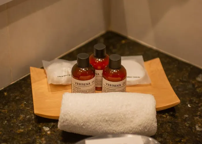 Alma Del Lago Suites & Spa