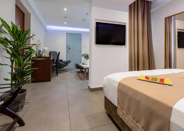 Achilleos City Hotel