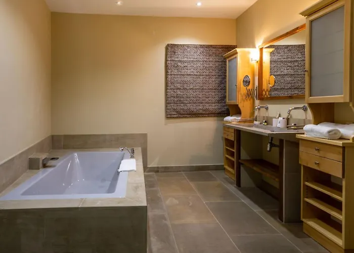 Le Clos Violette Et Le 11 D'Aglae - Appart' Hotel De Charme Design De Luxe