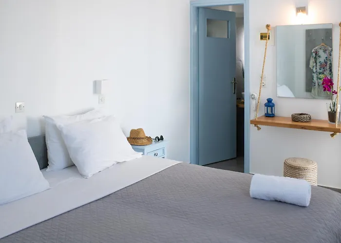 Blu Rooms Santorini