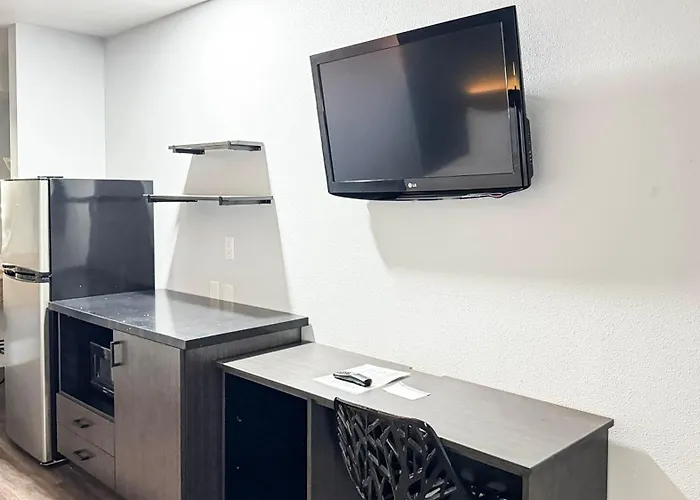 Motel 6 Barstow, Ca - Mojave Desert Stop - I-15