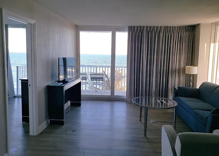 Radisson Suite Hotel Oceanfront