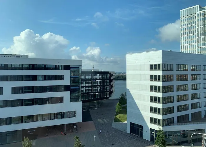 Holiday Inn - Hamburg - Hafencity By Ihg