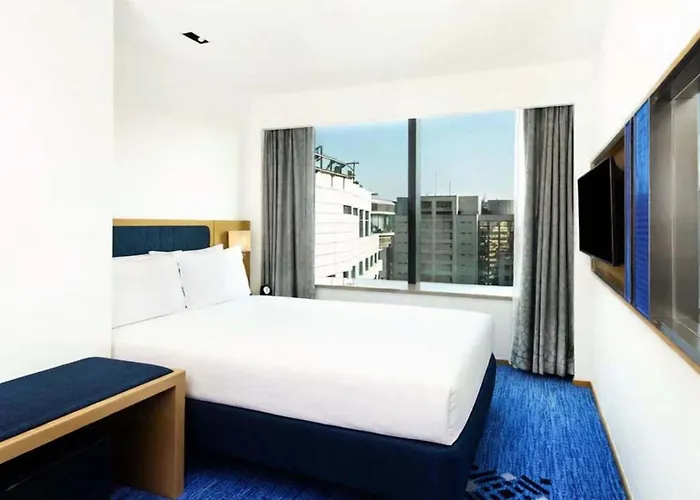 Holiday Inn Express Macau City Centre By Ihg