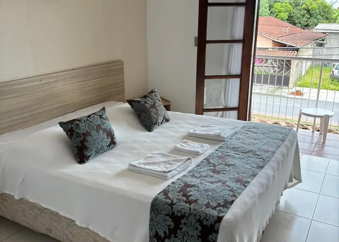 Golfinho Plaza Hotel