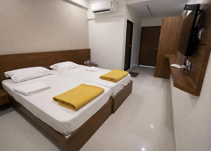 Stayguru Hari Om Residency
