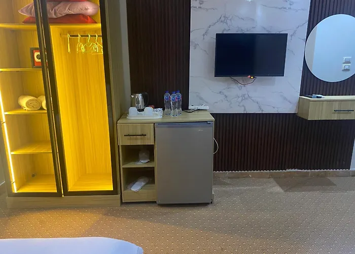 Rehana Pyramids Hotel
