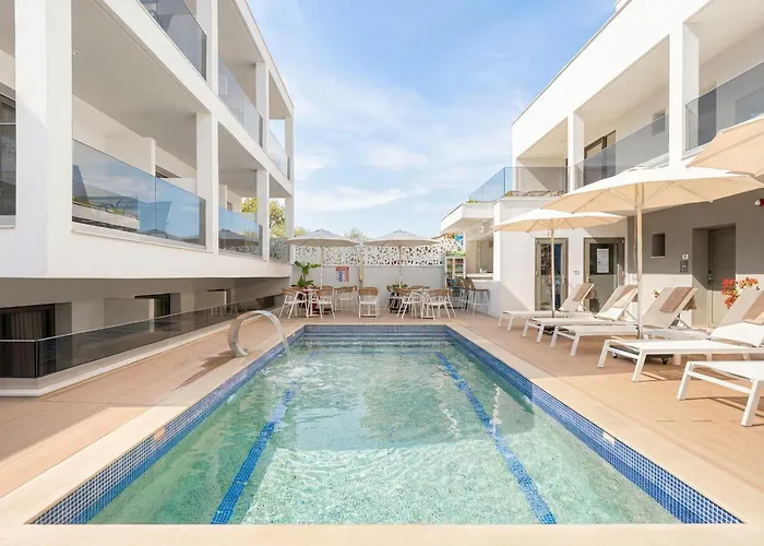 Elegant Maltepe Accommodation