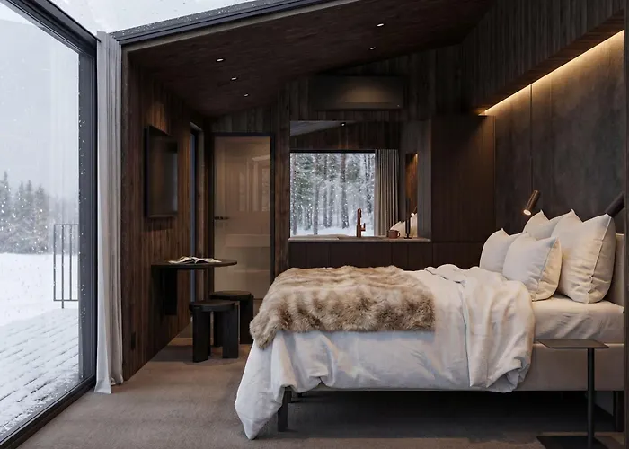 Halo Igloos Resort