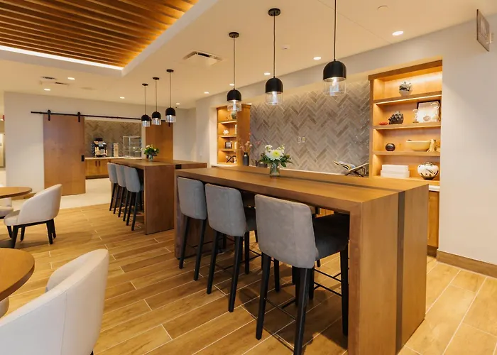 Highpoint Hotel