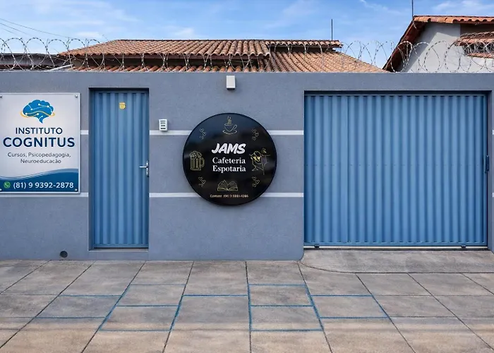 Jams Hostel - Pousada em Catalão