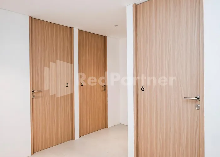 Mora Stay Demangan Redpartner