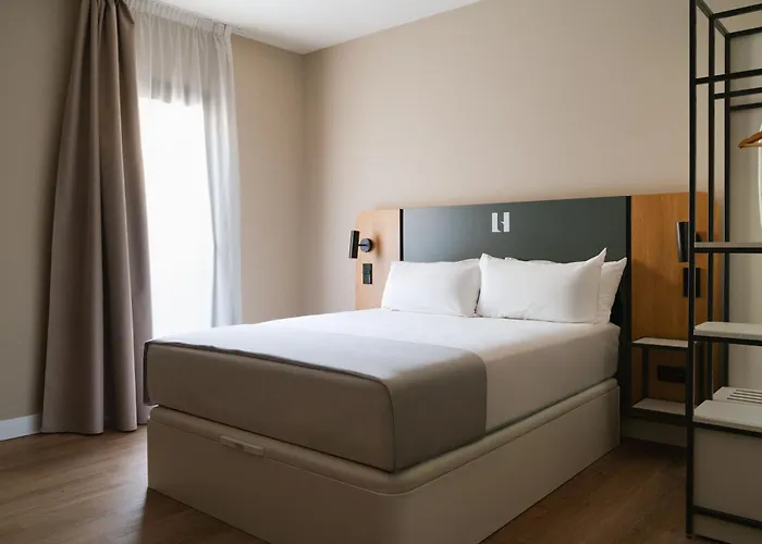 Limehome Palma Marina