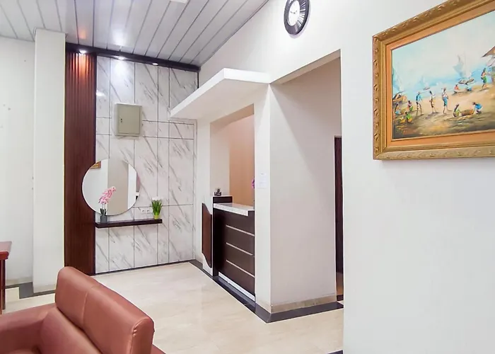 Reddoorz Plus Syariah At Rizano Homestay Batu Sangkar