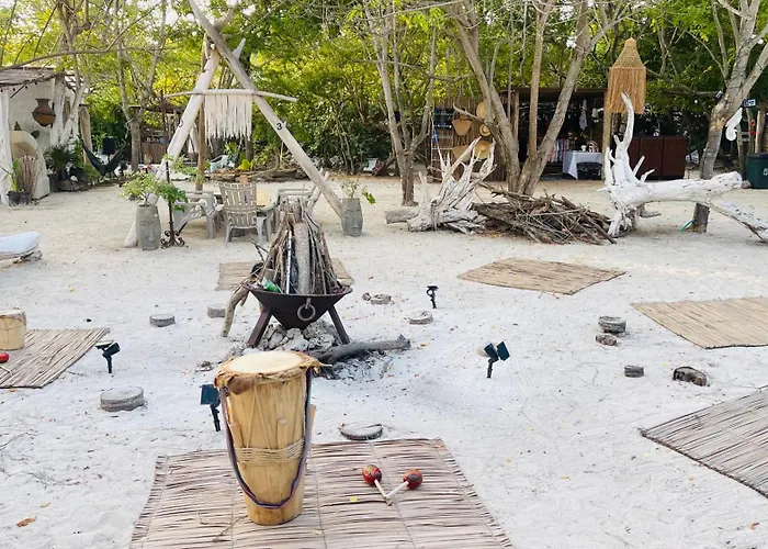Puerto Idilio Beach Resort