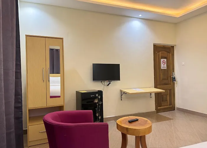 De Awon'S Luxury Hotel