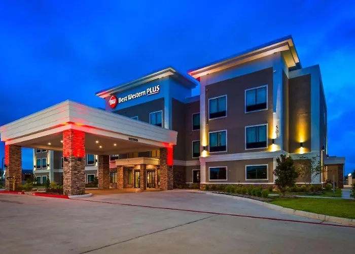 Best Western Plus Bay City Inn & Suites