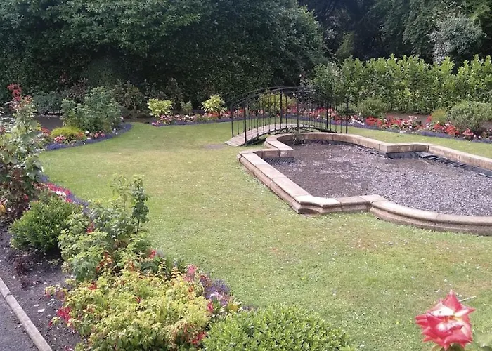 Manor Park Country House