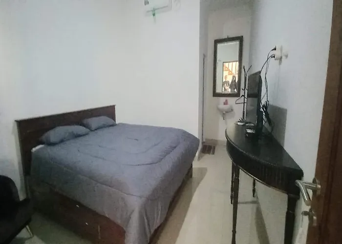 Oyo 95108 Nareswari Homestay Syariah