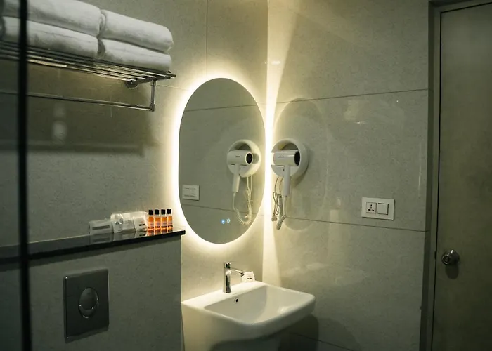 Hotel M7 Plaza