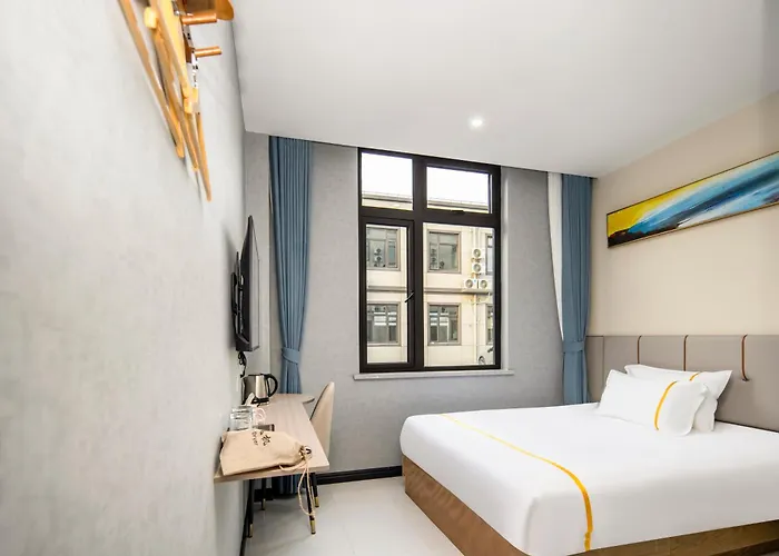 Shanghai Rui Deng Hao Hotel-Free Shuttle Bus To Airport And Disneyland 24X7