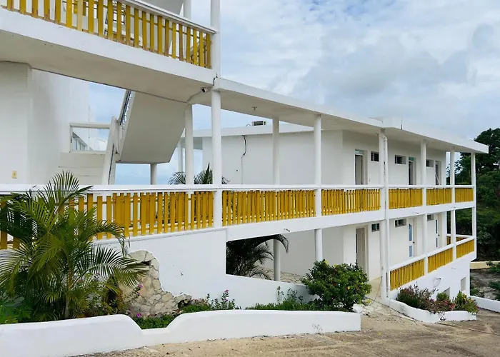 Hotel La Loma