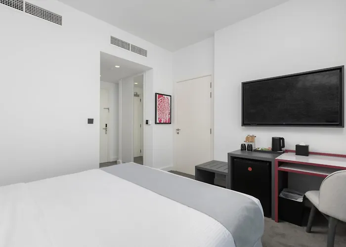 Nest Hotel, Aljada