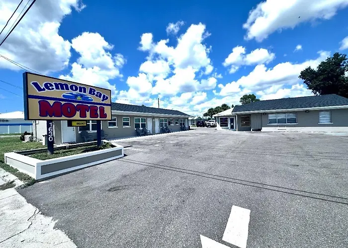 Lemon Bay Motel
