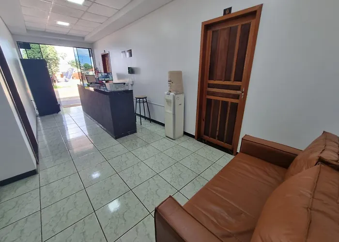 Quartus Hotel