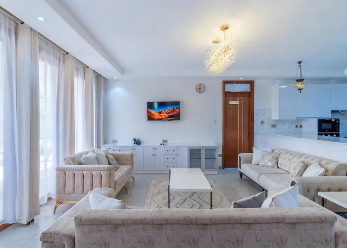 Osotua Villa 18 Home Hotel Nanyuki 7 Bedrooms 14 Guests