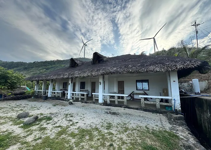 Buena Vistas Travellers Inn Hilside