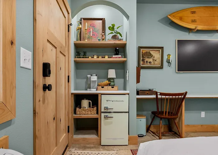 Sommer House Inn-Aloha Room