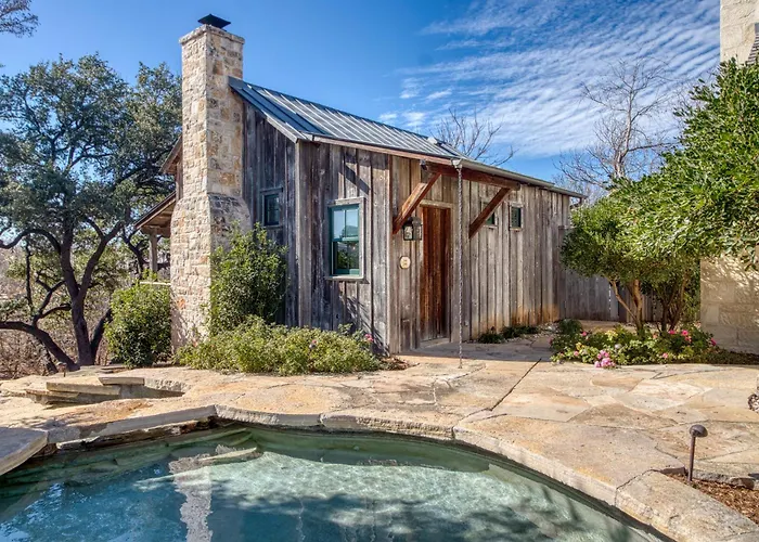 Blacksmith Quarter'S On Barons Creek