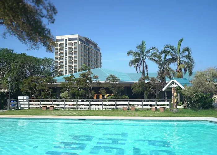 Puerto De San Juan Beach Resort Hotel And Residences La Union