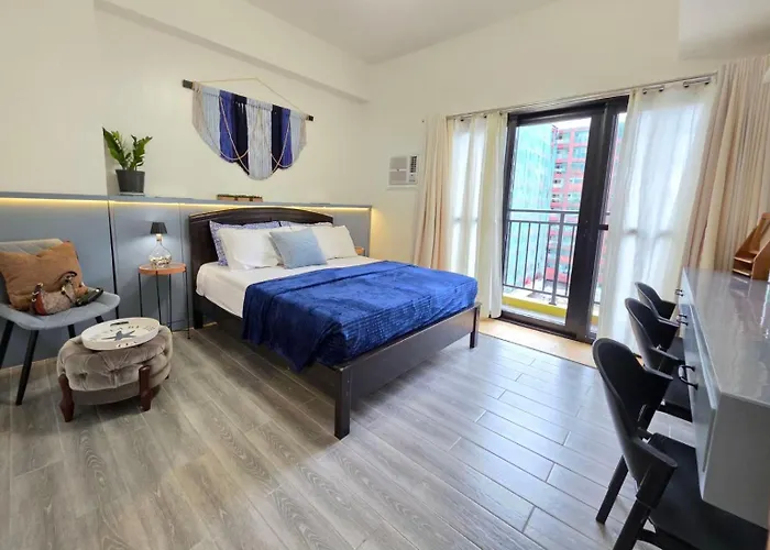 Studio, Queenbed, Balcony Near Malls, Airport & Downtown