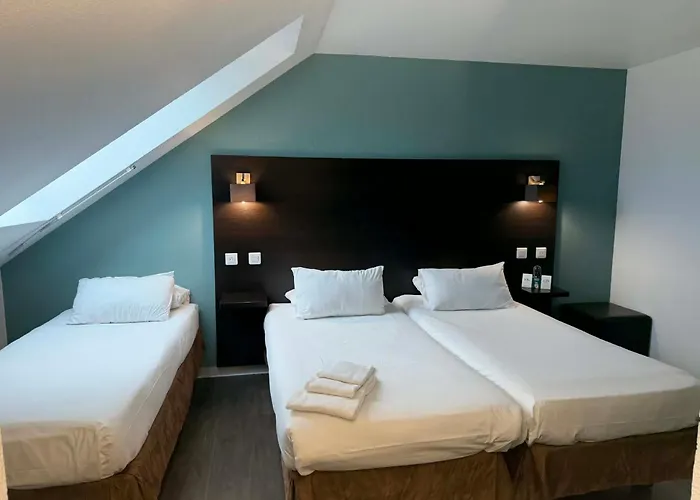 Logis Hotel Lons-Le-Saunier - Restaurant Le Grill