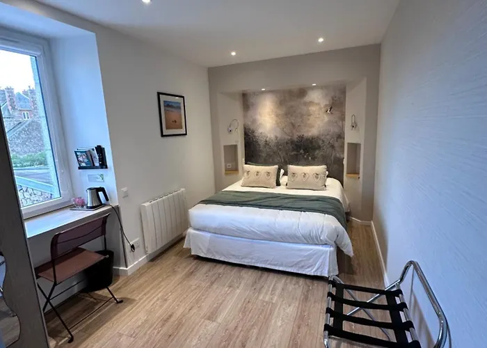 Hotel Les Agapanthes-Logis Hotel