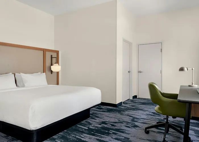 Fairfield By Marriott Inn & Suites Charleston Downtown