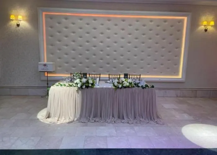Hotel Tiara