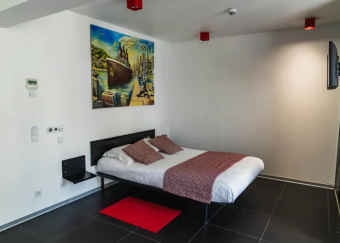 Hotel Grey