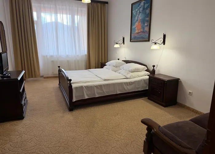 Erney Laz Hotel