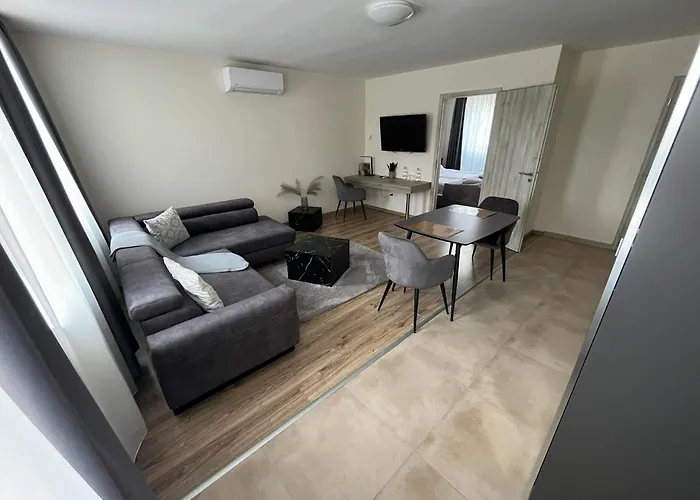 Brill Hotel Bekescsaba