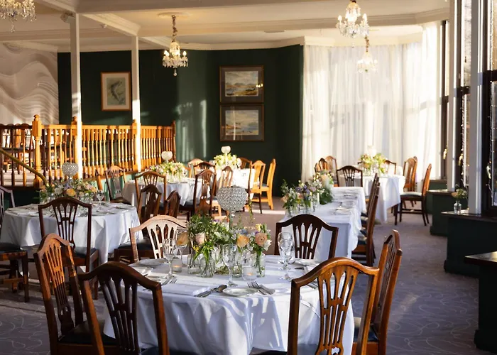 Twin Trees Hotel & Brusna Falls Leisure