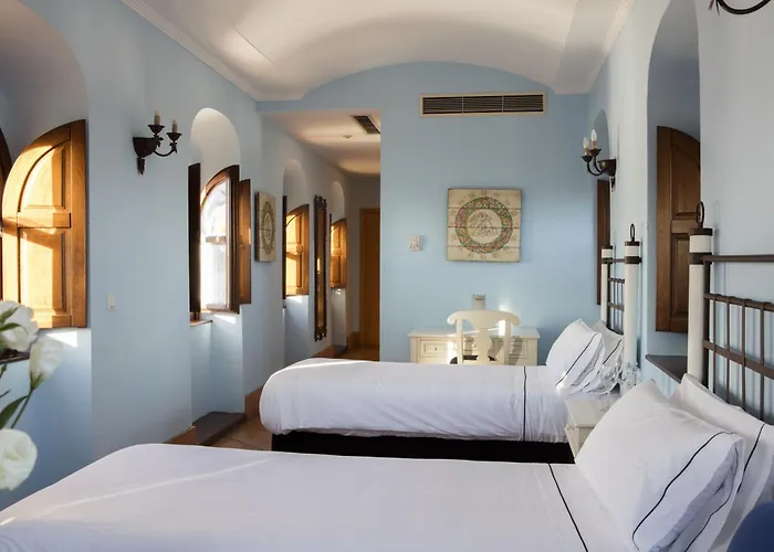 Hotel Tugasa Arco De La Villa